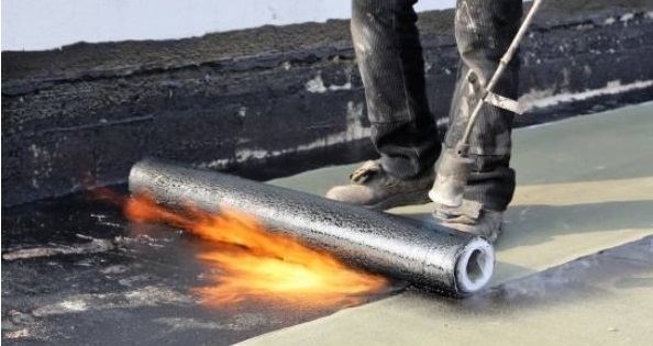 Etanchéité bitume facile pour toiture terrasse